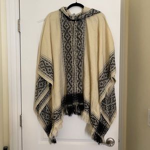 Ecote zipper hoodie poncho